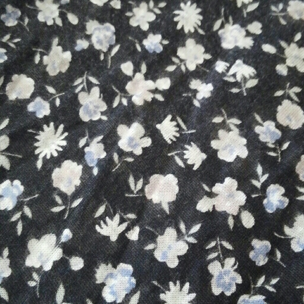 Open Side Romper Shorts - Picture 4 of 8